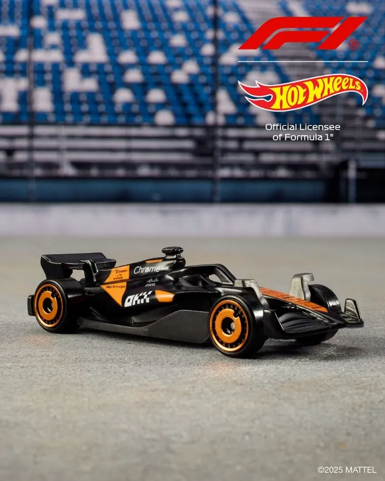 Hot Wheels, Formuła 1 Drużyna wyścigowa Race Team F1, Samochody do zabawy, 1:64