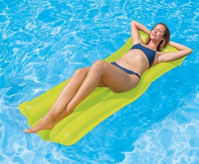 Intex, materac, neonowe kolory