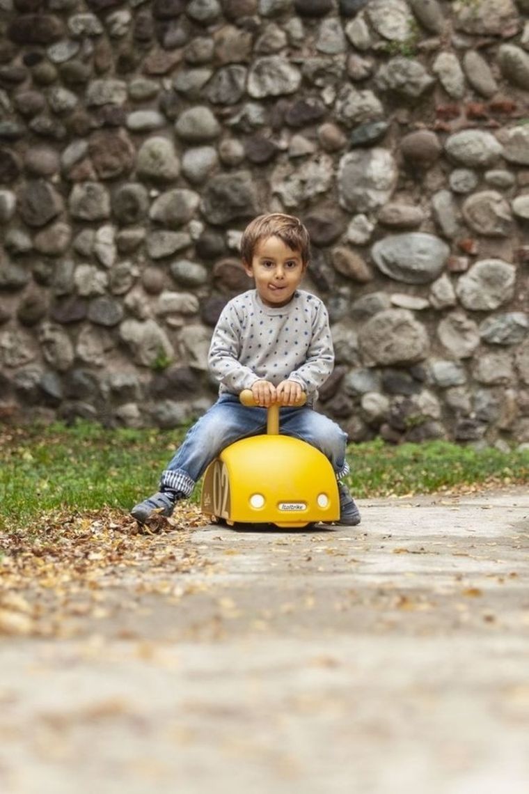 Italtrike, Ginetta Mini Eolo, jeździk, żółty