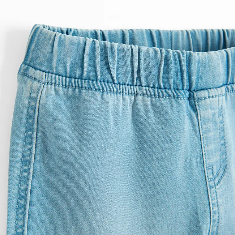 Jegginsy o kroju flare Cool Club