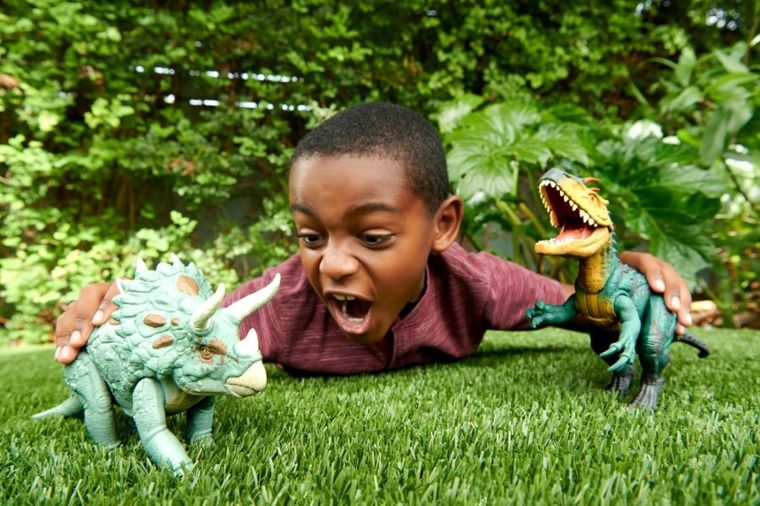 Jurassic World, Gigantyczny tropiciel, Neovenator, figurka dinozaura