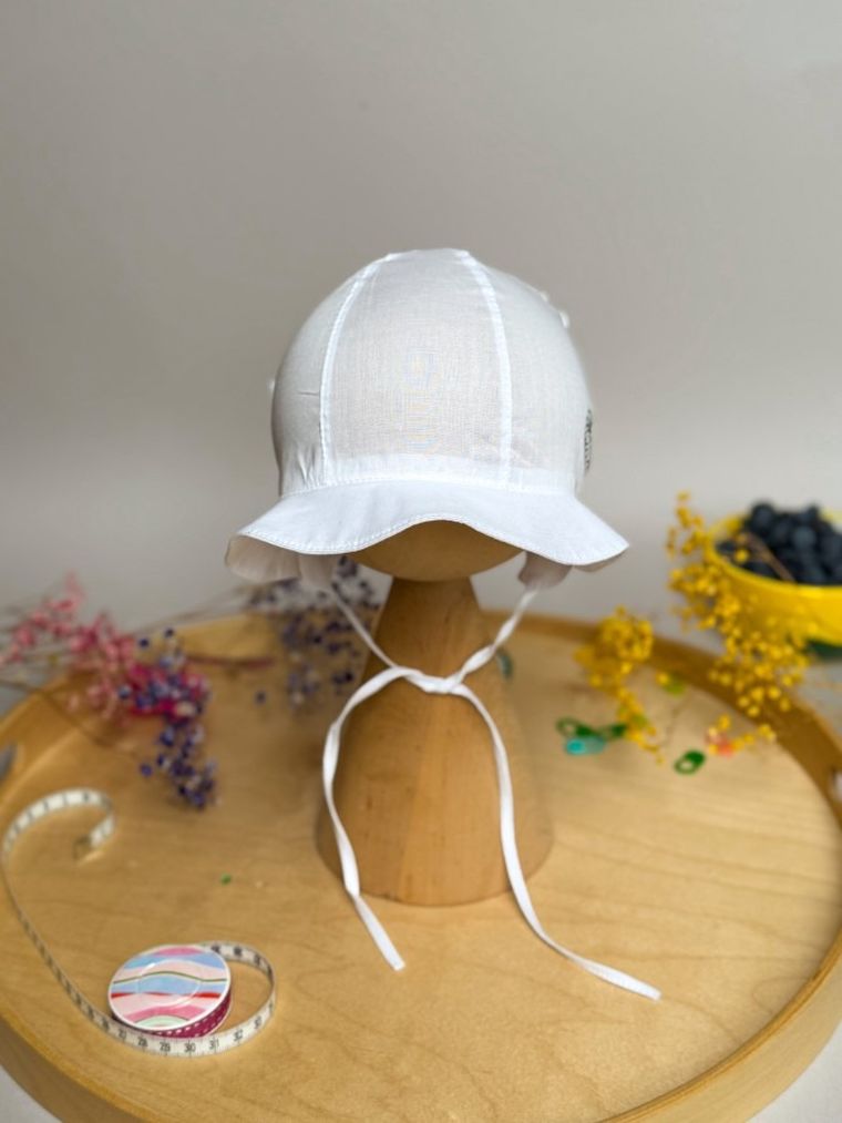 Kapelusz dziewczęcy, wiązany, biały, Iltom
