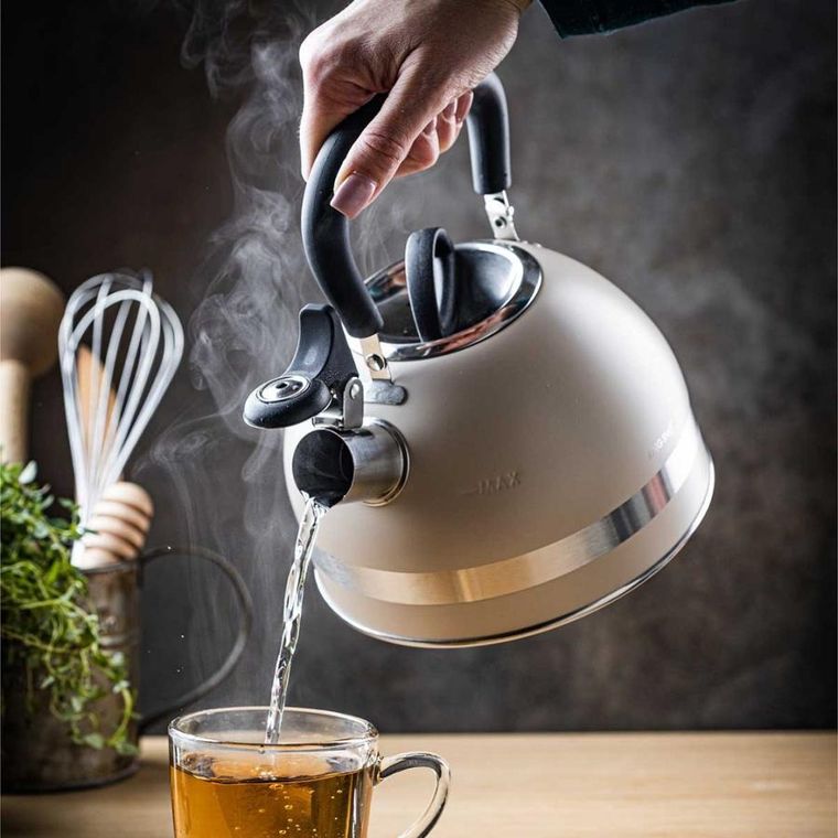 Kinghoff, czajnik z gwizdkiem, beżowy, 1,8l
