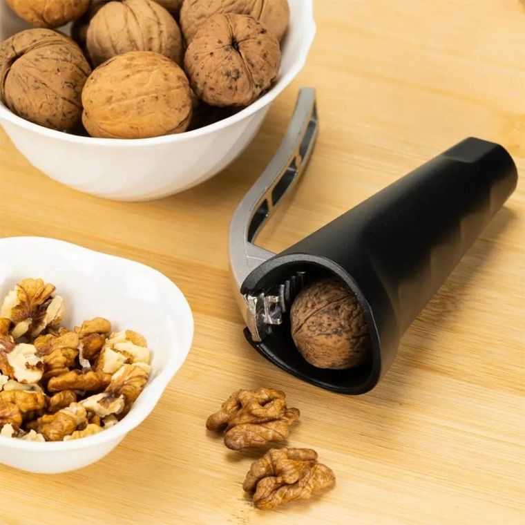 Kinghoff, dziadek do orzechów, stożkowy, KH-1737