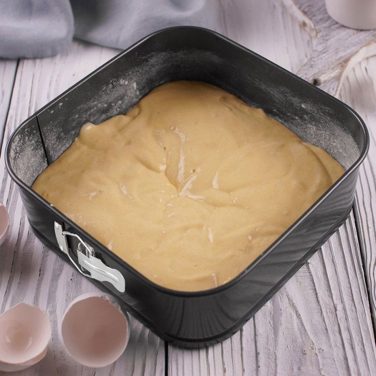 Kinghoff, forma blaszana, 24 cm, non-stick