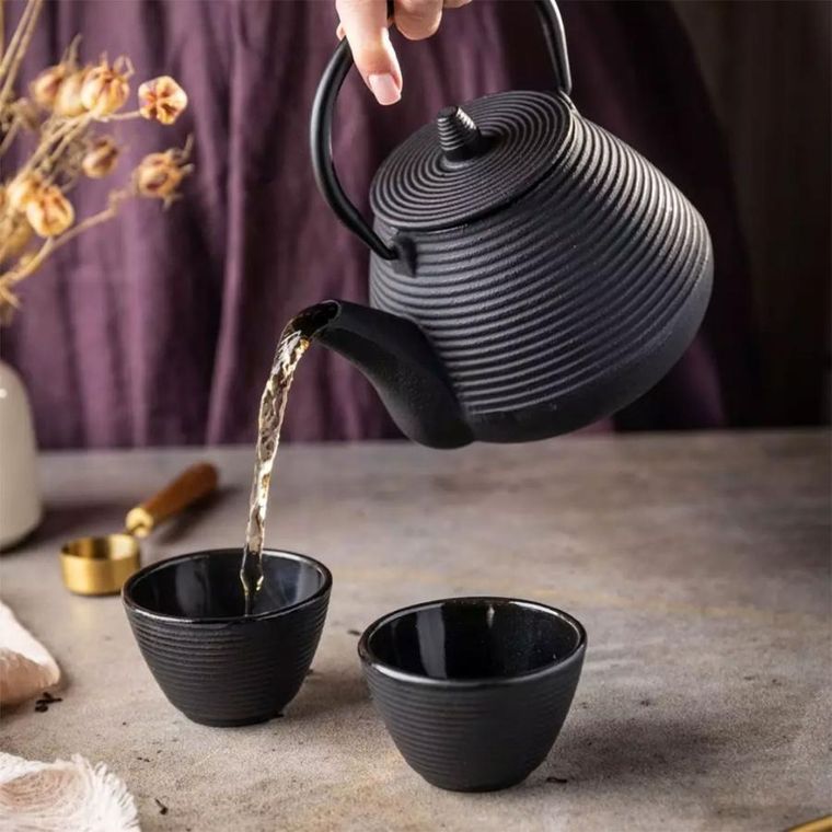 Kinghoff, zaparzacz żeliwny dzbanek z filtrem i filiżankami, 1l