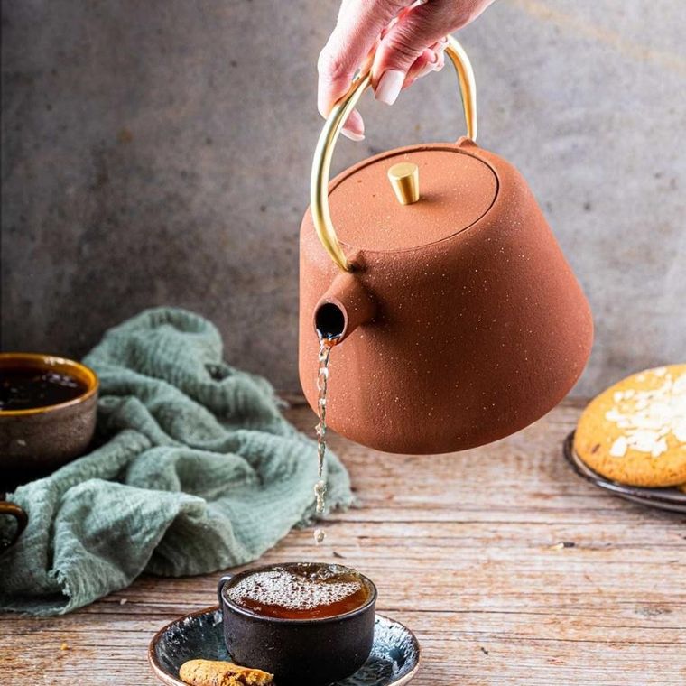 Kinghoff, zaparzacz żeliwny imbryk z filtrem, 1l