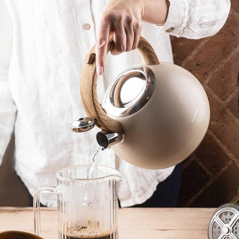 Klausberg, czajnik stalowy z gwizdkiem, beżowy mat, 3l, kb-7956