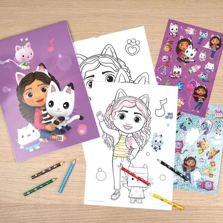 Koci Domek Gabi, zestaw do kolorowania z naklejkami, 33 elementy