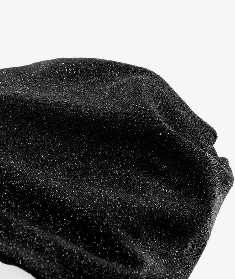 Komin dziewczęcy, czarny, Iltom