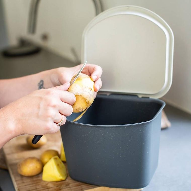 Koziol, pojemnik na odpady, organiczne, kosz na śmieci, Bibo, śmietniczek, 3 l