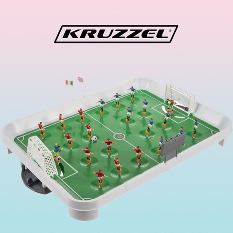 Kruzzel, Piłkarzyki sprężynowe, gra zręcznościowa