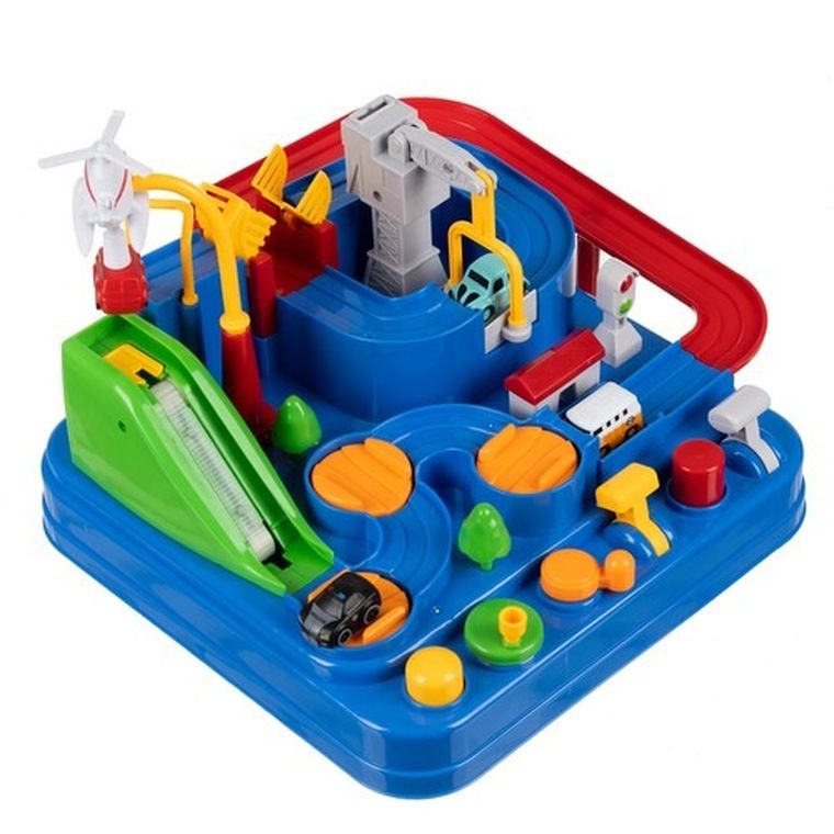 Kruzzel, tor samochodowy z przeszkodami