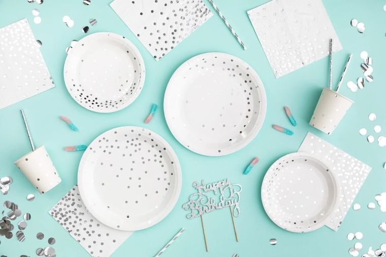 Kubeczki papierowe, białe, srebrne, kropki 6 szt., 220 ml