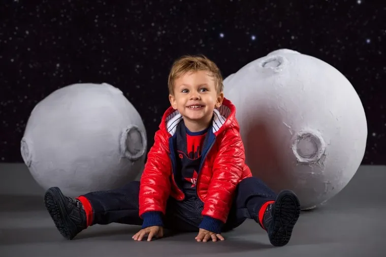 Kurtka chłopięca z kapturem, pikowana, czerwona, Eevi