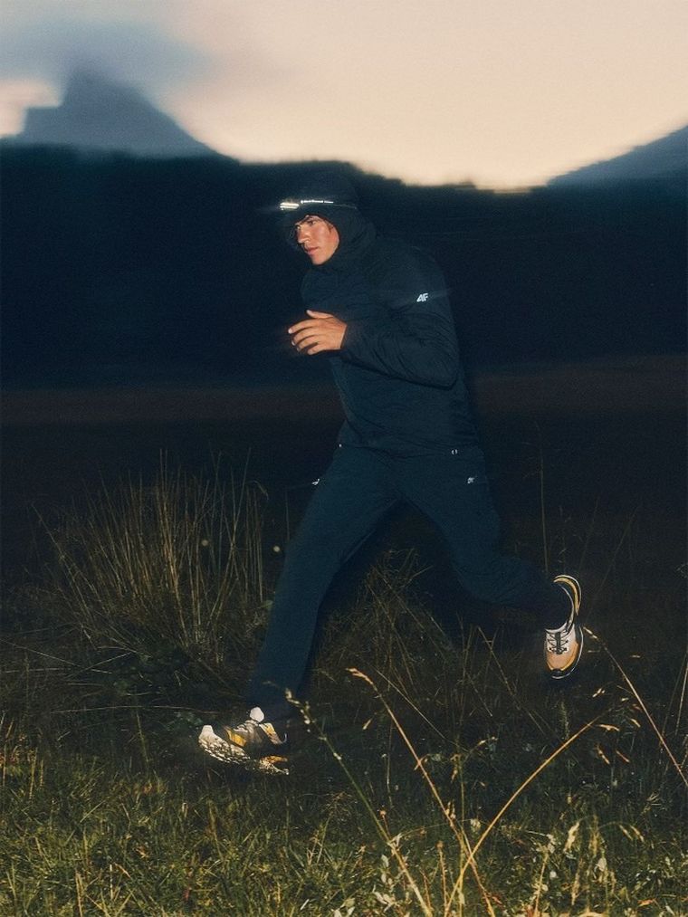 Kurtka techniczna męska z kapturem, czarna, 4F