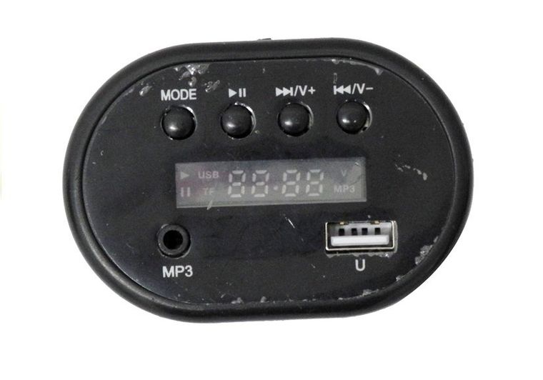 Lean Cars, panel muzyczny do pojazdu na akumulator, BMW X6M