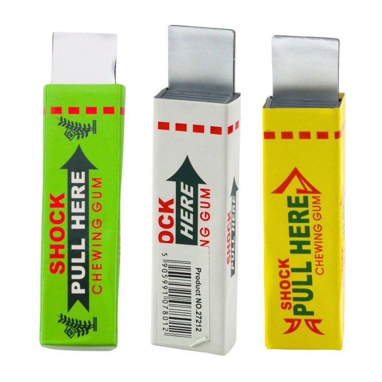 Lean Toys, paczka gum do żucia, rażąca prądem