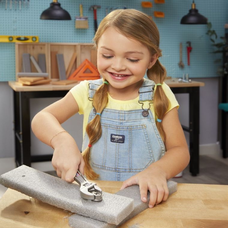 Little Tikes, Creative Construction, Nuts and Bolts, zestaw śrubek i nakrętek, 24 elementy