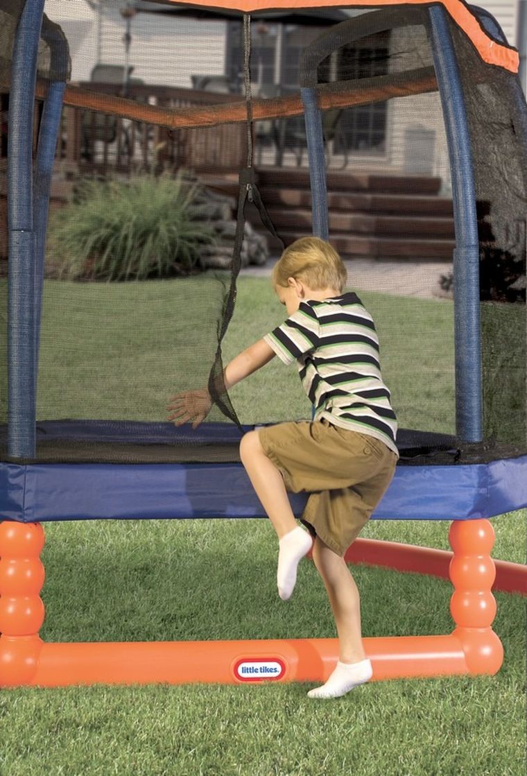 Little Tikes, trampolina
