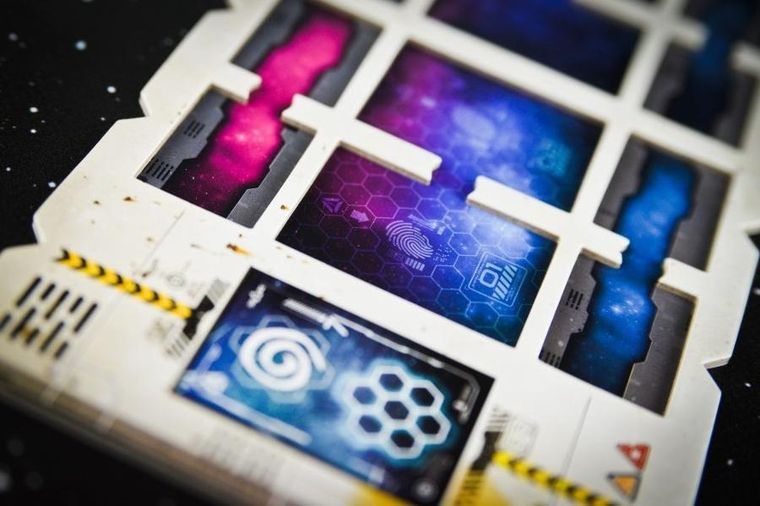 Lucrum Games, W stronę słońca, gra strategiczna