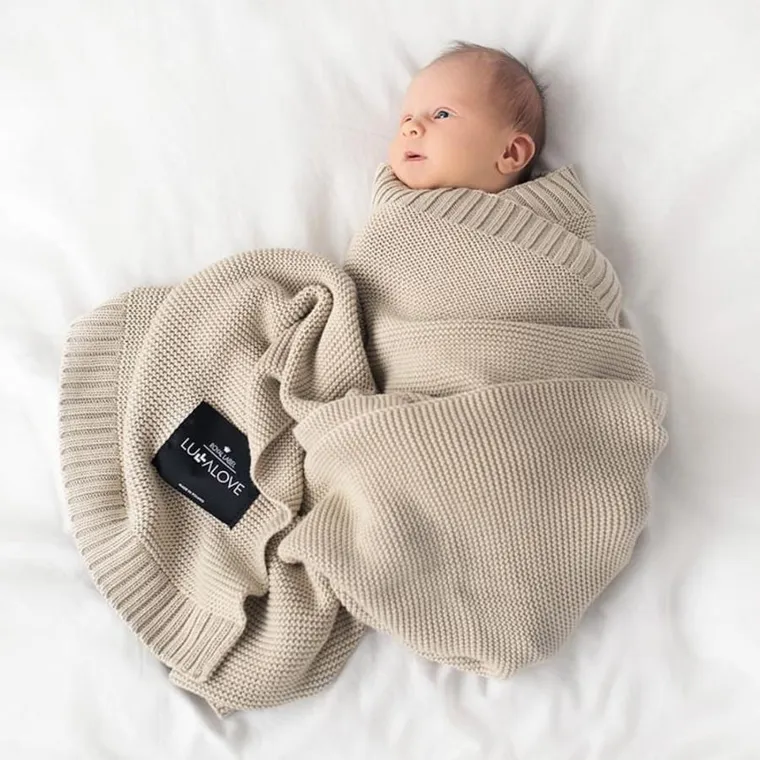 LullaLove, całoroczny koc bambusowy, skandynawski splot, milk coffee, 80-100 cm