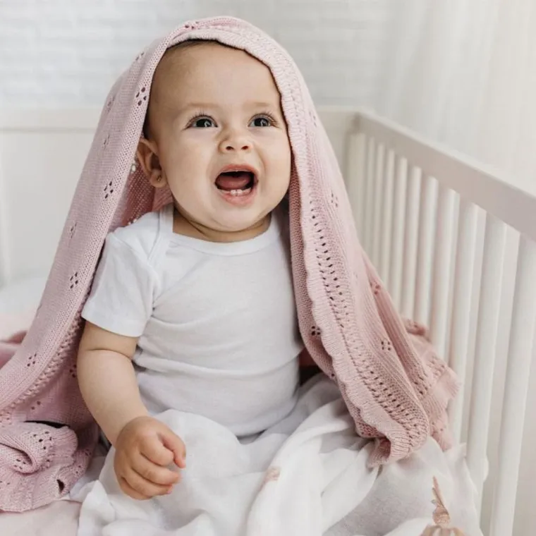 LullaLove, kocyk ażurowy, bambusowo-bawełniany, pudrowy róż, 80-100 cm