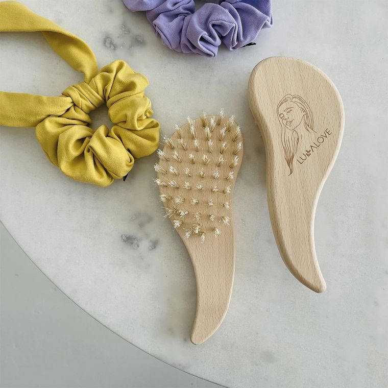 LullaLove, szczotka do włosów delikatnych i plączących się z naturalną szczeciną