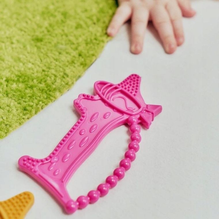 Luu Kids, Luuie the Dog, gryzak dla dzieci, Pink