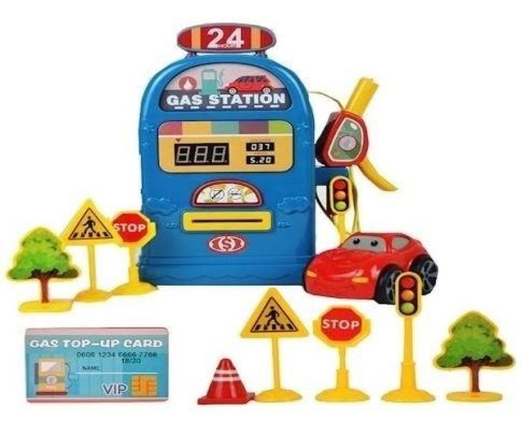 Maksik, samoobsługowa stacja benzynowa, pojazd z akcesoriami