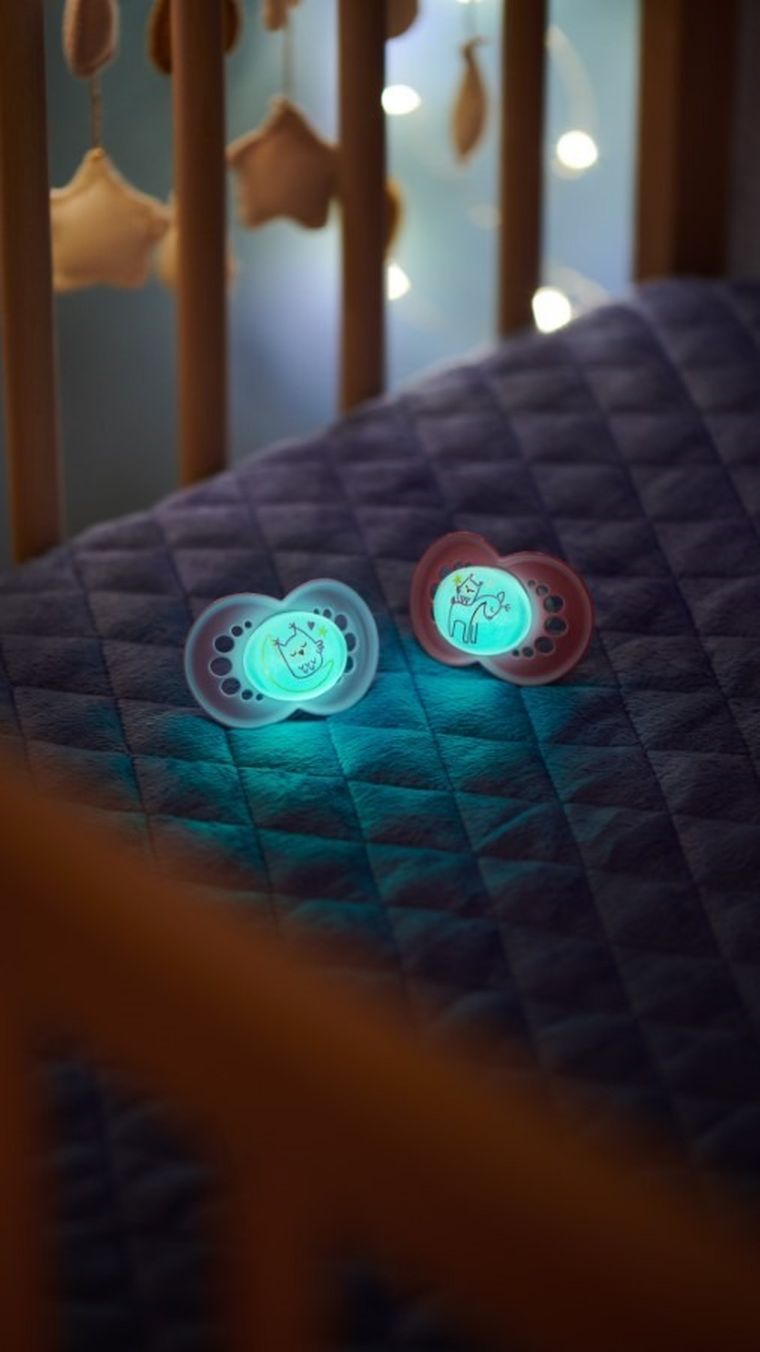 Mam, Day&Night, Planet Love, smoczek uspokajający, 16m+