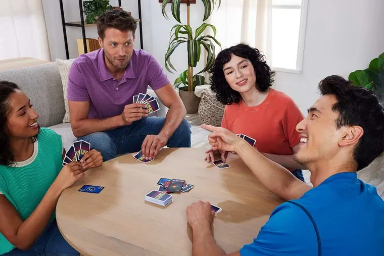 Mattel Games, Liar's Uno, gra karciana