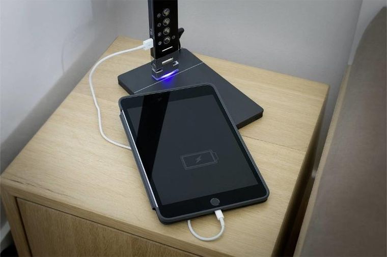 Maximex, lampka stołowa, 3 barwy światła