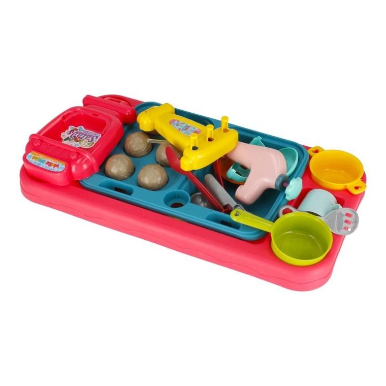 Mega Creative, kuchnia z akcesoriami