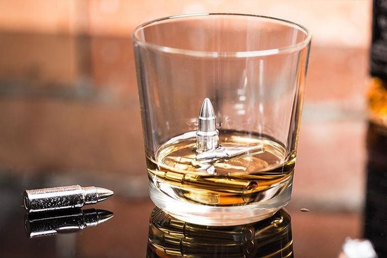 Metalowe kostki do drinków, pociski