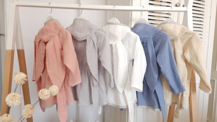 MimiNu, szlafroczek muślinowy, jeans, rozmiar 86, 6m-2 l.