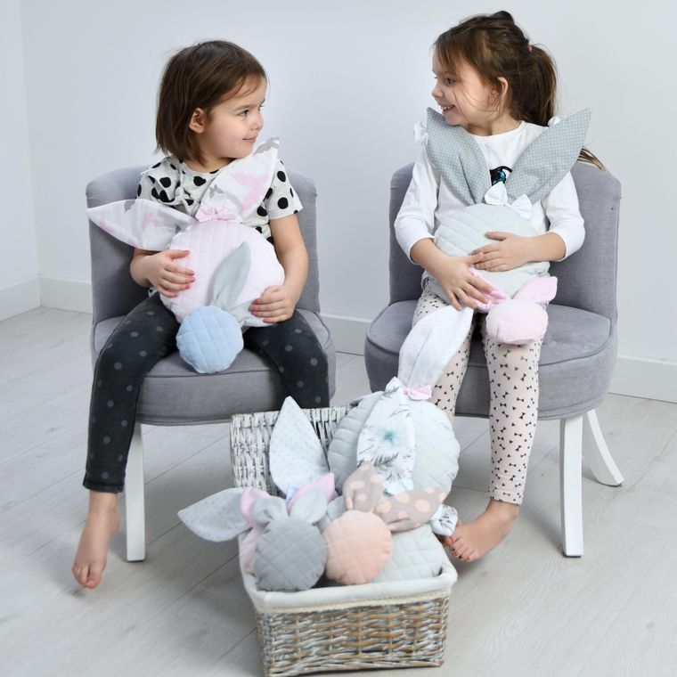 MimiNu, Zajączek, przytulanka do wózka, velvet pikowany, magnolia