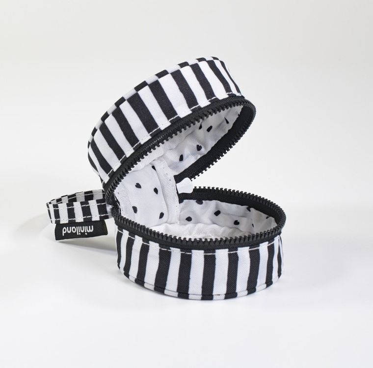 Miniland, Magical, opakowanie na smoczek uspokajający, czarno-białe