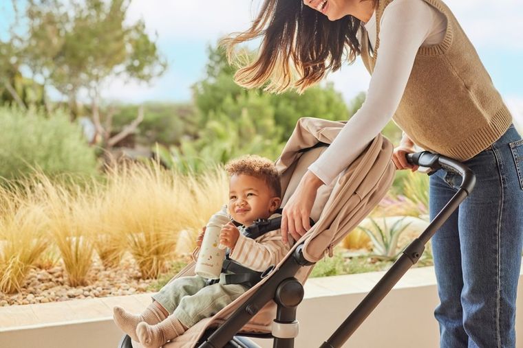 Miniland, Valencia, butelka termiczna ze stali nierdzewnej ze smoczkiem, 240 ml