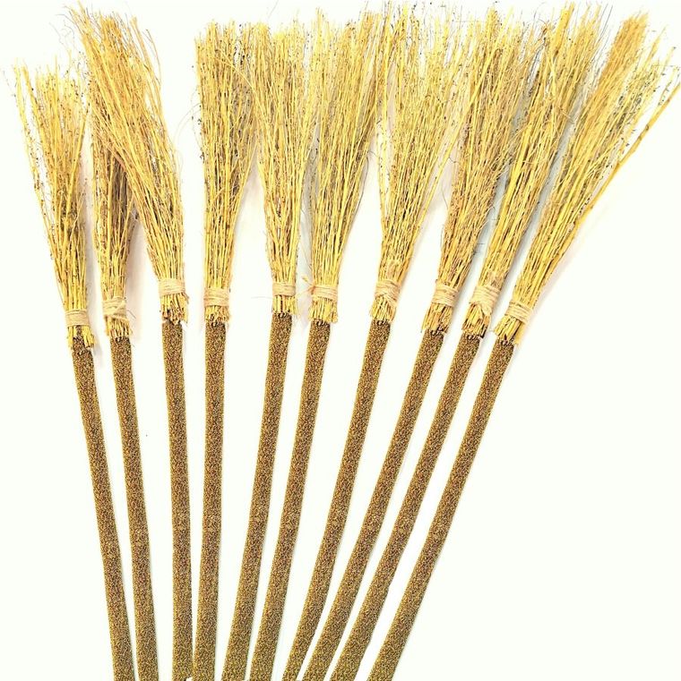 Miotła czarownicy, złota