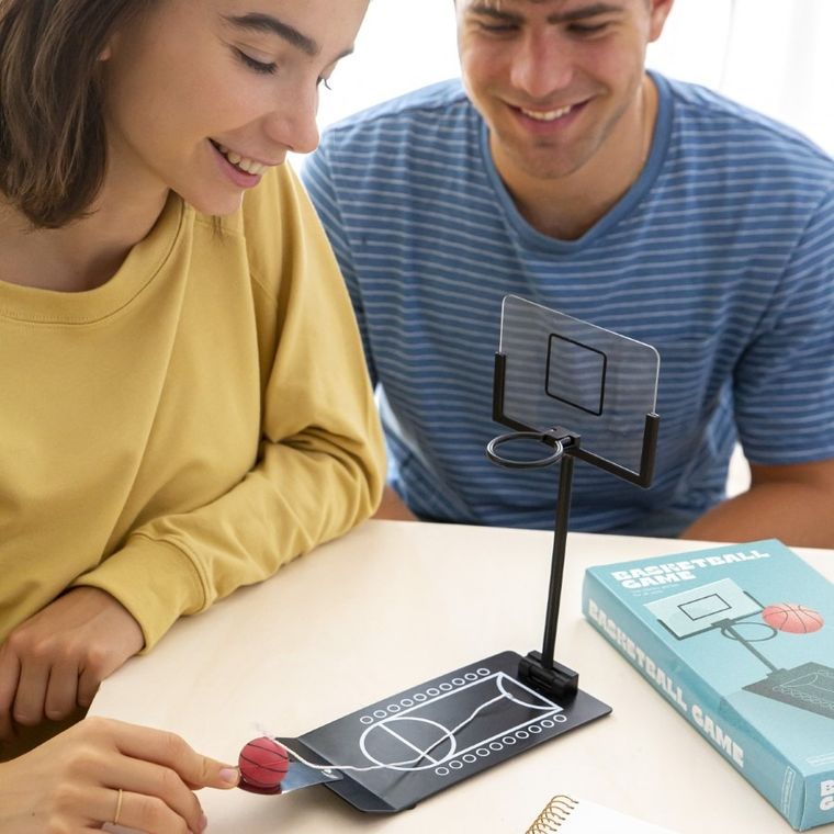 Miquelrius, Koszykówka, gra zręcznościowa