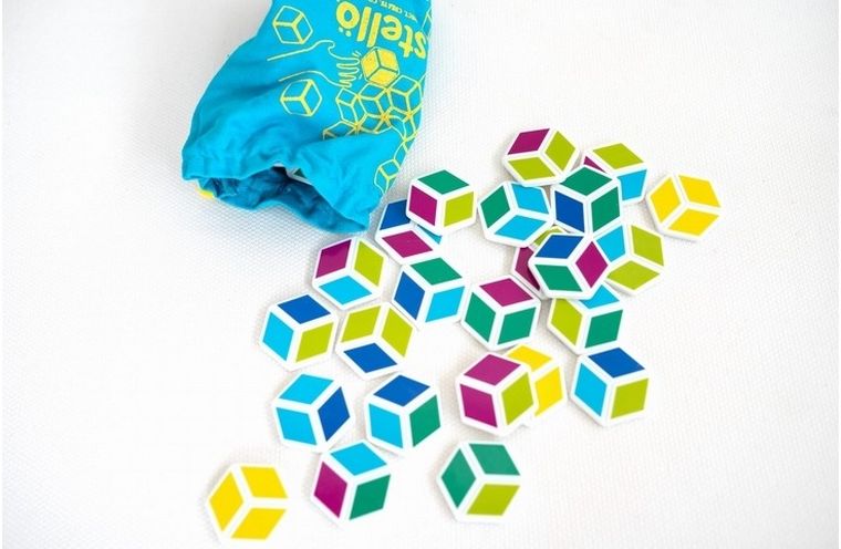 Mobi, Stello, płytki, gra strategiczna