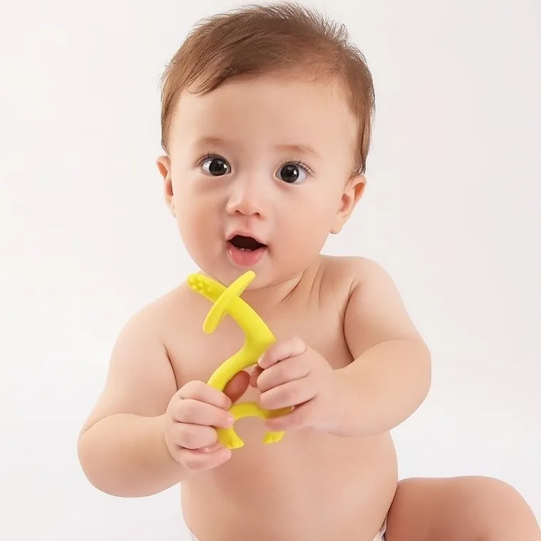 Mombella, Dancing Elephant, gryzak, limonkowy