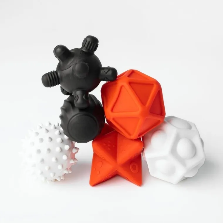 Mom's Care, kontrastowe piłeczki sensoryczne, 6 szt.