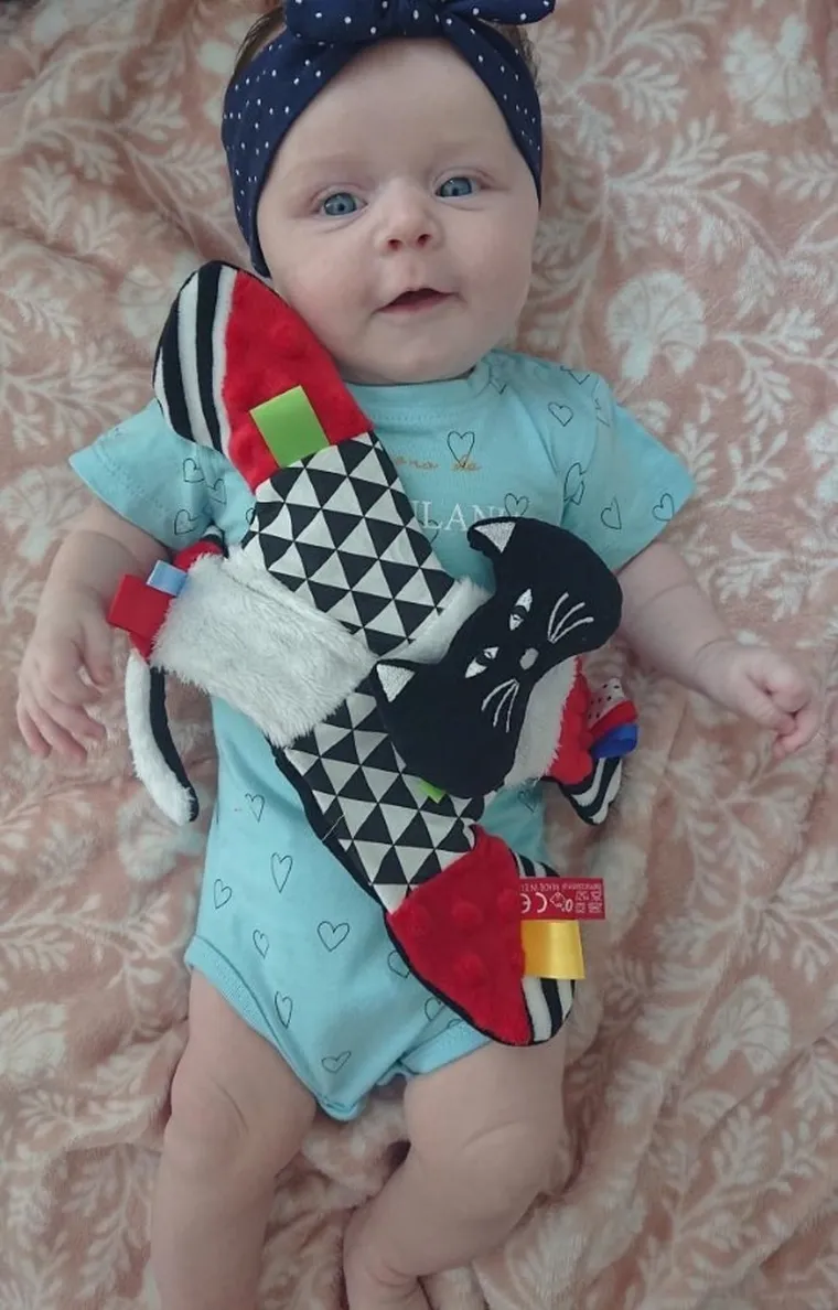 Mom's Care, Kot Milutek, kontrastowa zabawka sensoryczna