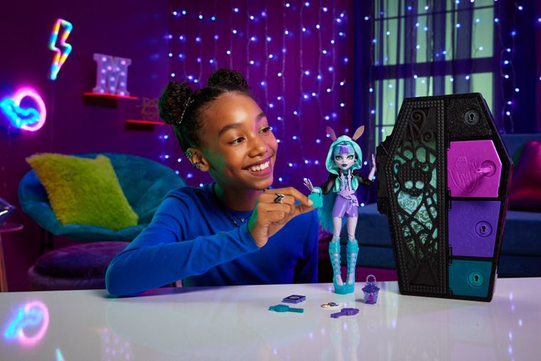 Monster High, Straszysekrety, Twyla, lalka z akcesoriami