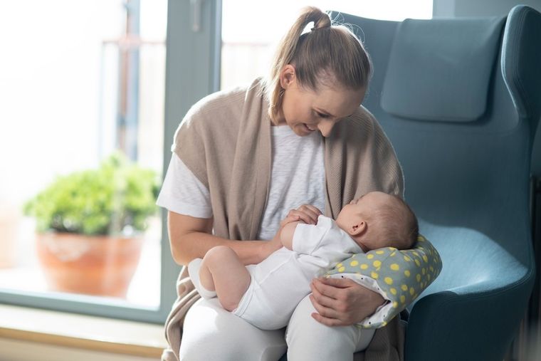 Motherhood, Kropy Musztardowe, mufka do karmienia