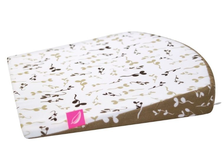 Motherhood, poduszka klin, podróżna, beżowe listki