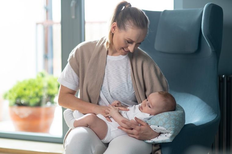 Motherhood, Statki Niebieskie, mufka do karmienia