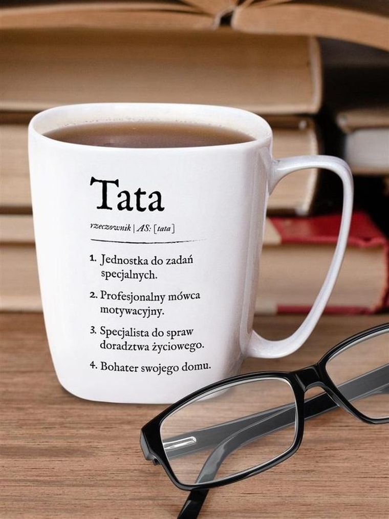 Nadwyraz, kubek, Tata, definicja